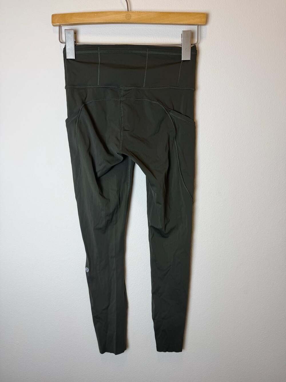 Lululemon Fast and Free High-Rise Tight 25" Nulux Olive Green Size 4 - Picture 2 of 3